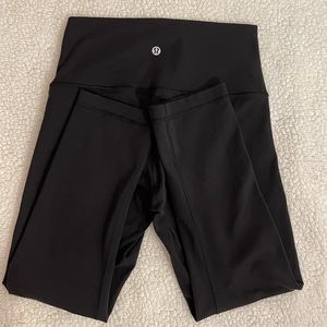 Lululemon wunder under black high rise crop leggings